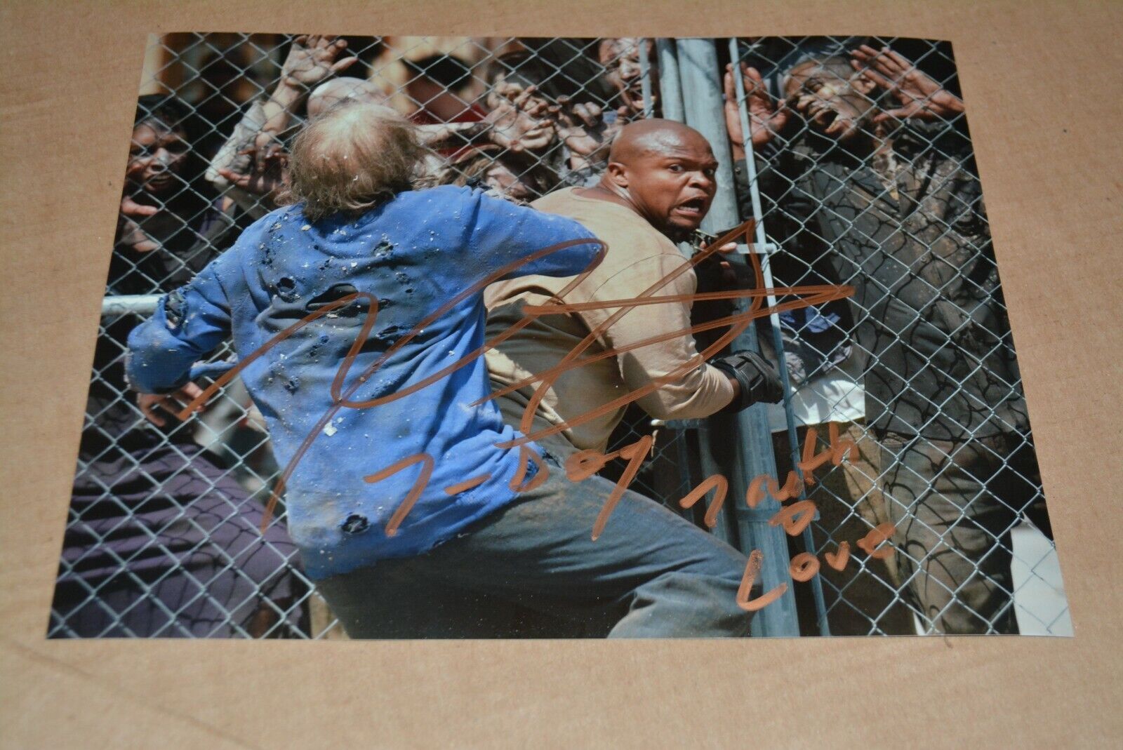 IRONE SINGELTON signed autograph In Person 8x10 20x25 cm THE WALKING DEAD