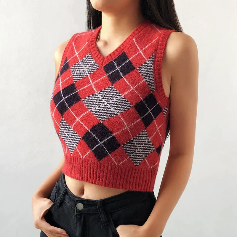 HEYounGIRL V Neck Vintage Argyle Sweater Vest Women Black Sleeveless Plaid Knitted Crop Sweaters Casual Autumn Preppy Style