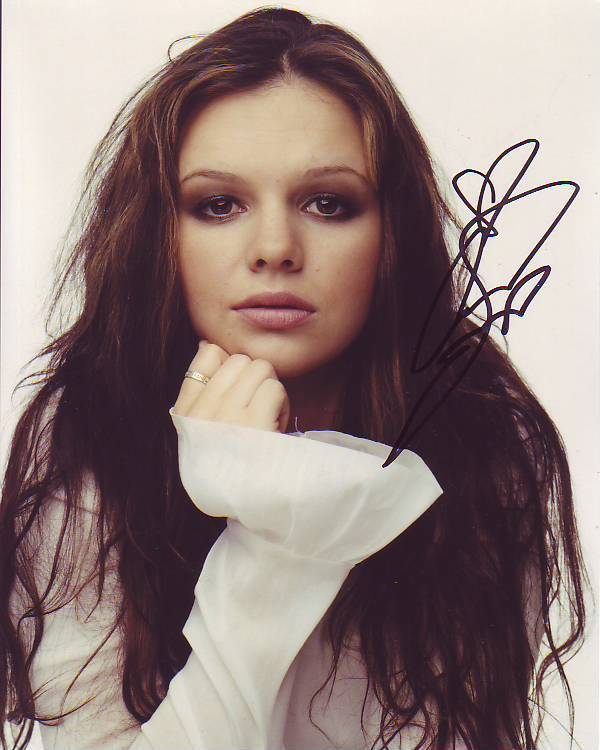 AMBER TAMBLYN signed autographed 8x10 Photo Poster painting