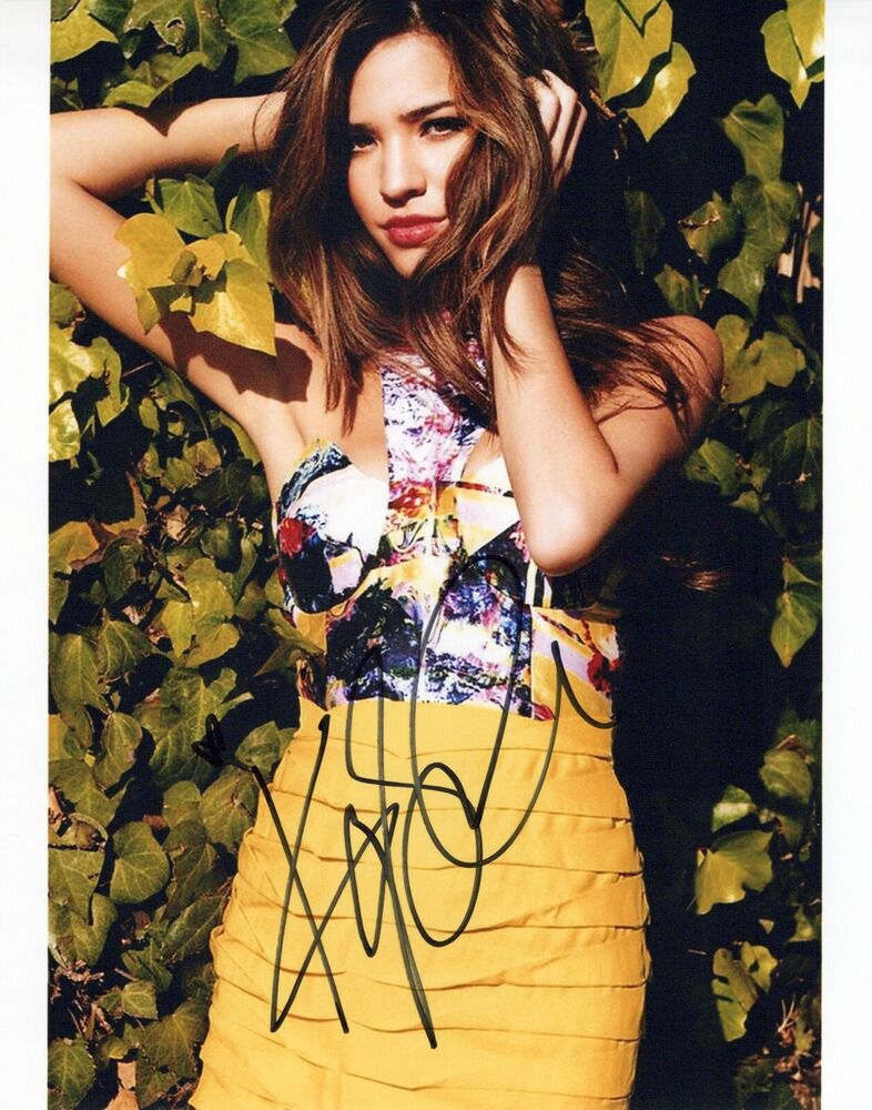 Kelsey Asbille glamour shot autographed Photo Poster painting signed 8x10 #2