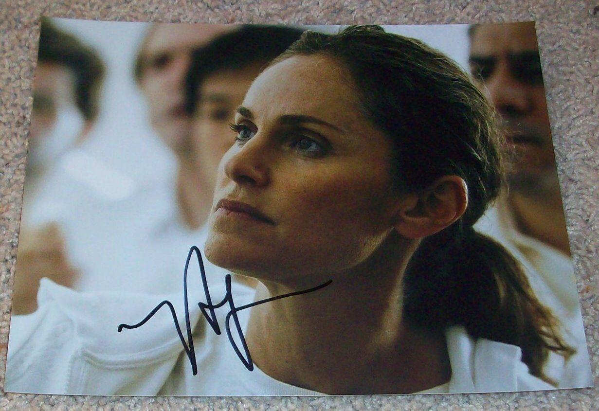 AMY BRENNEMAN AUTOGRAPH SIGNED THE LEFTOVERS PRIVATE PRACTICE 8x10 Photo Poster painting w/PROOF