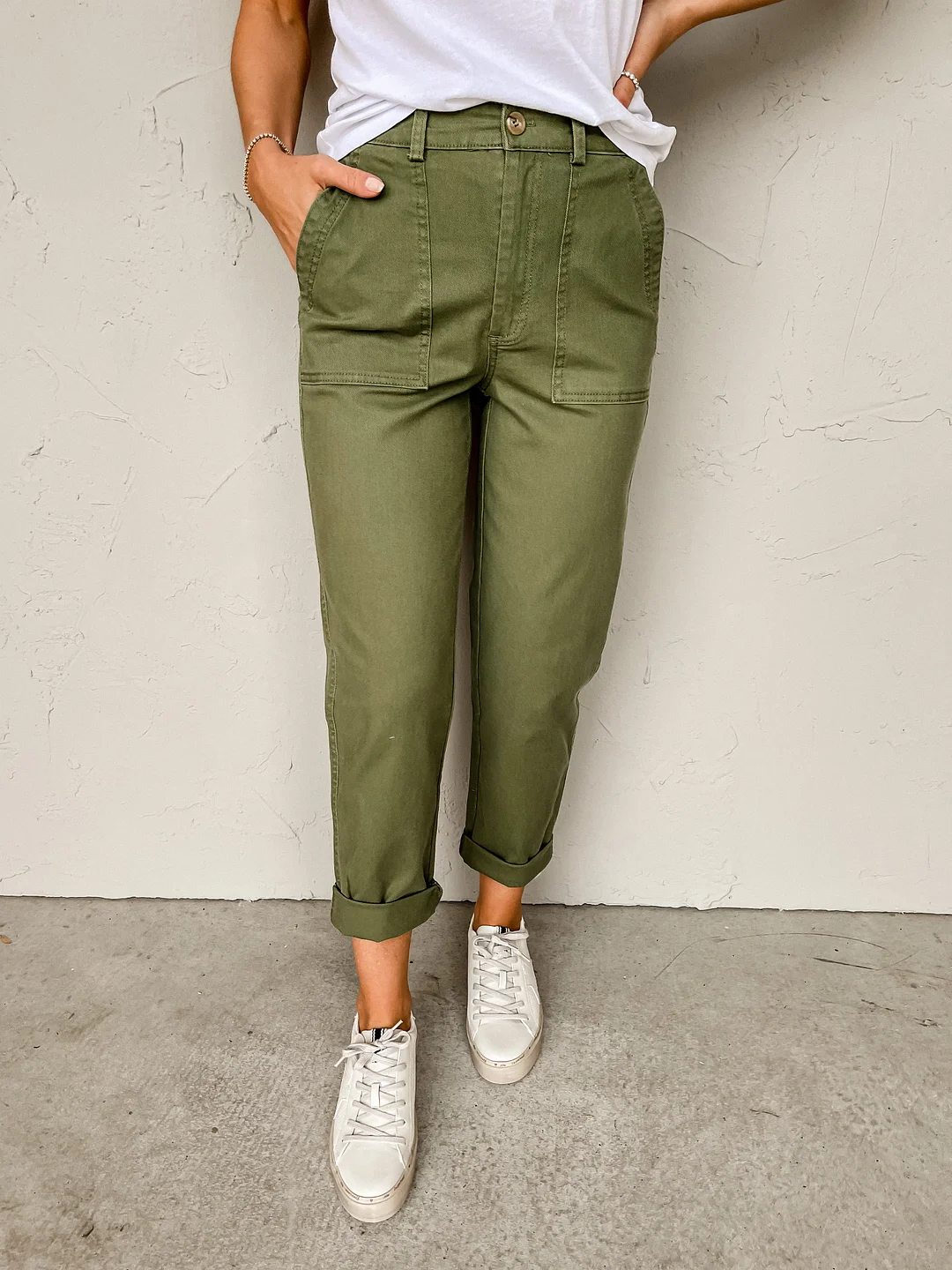Zoe Pant-Olive