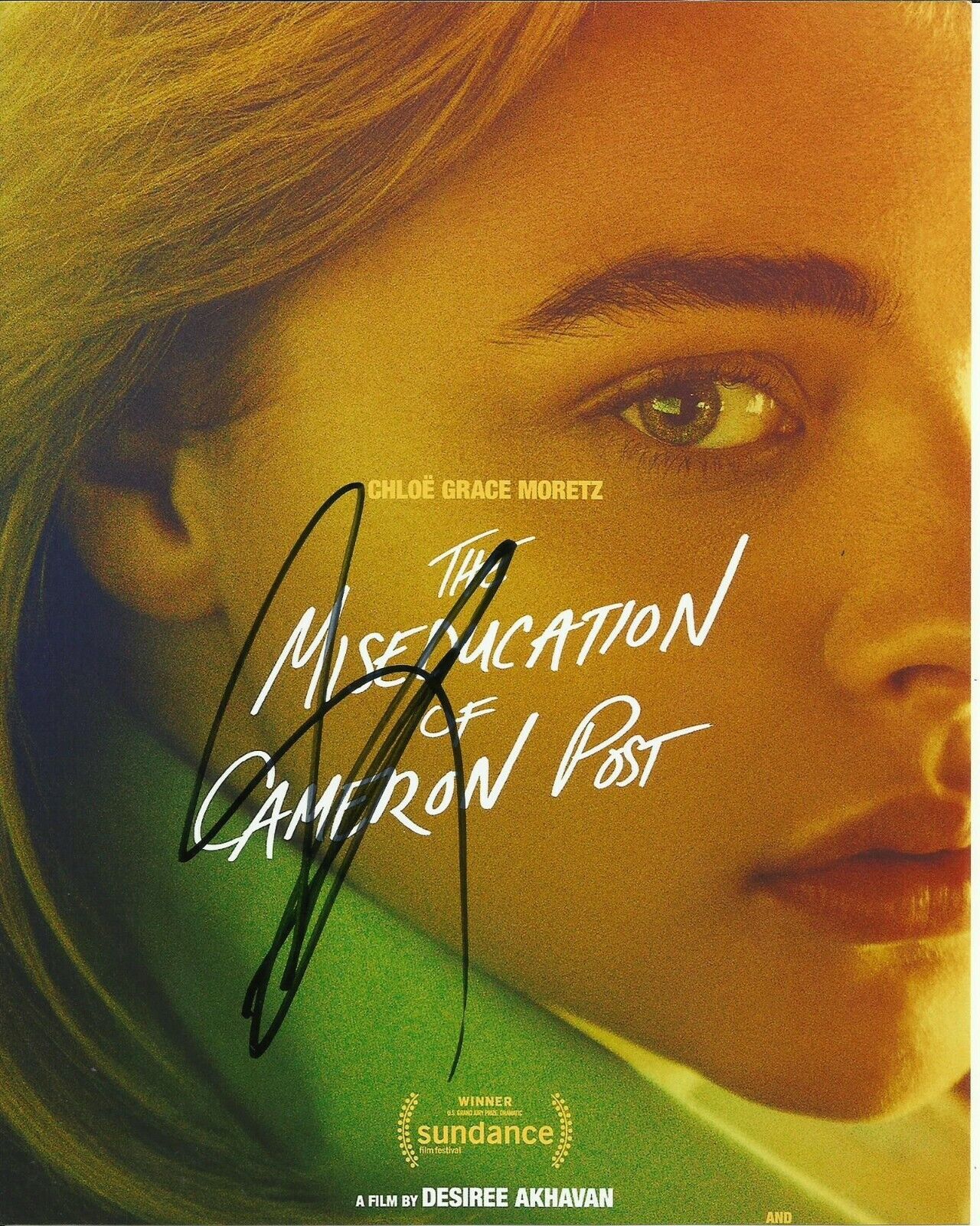 CHLOE GRACE MORETZ SIGNED Photo Poster painting UACC REG 242 FILM AUTOGRAPHS