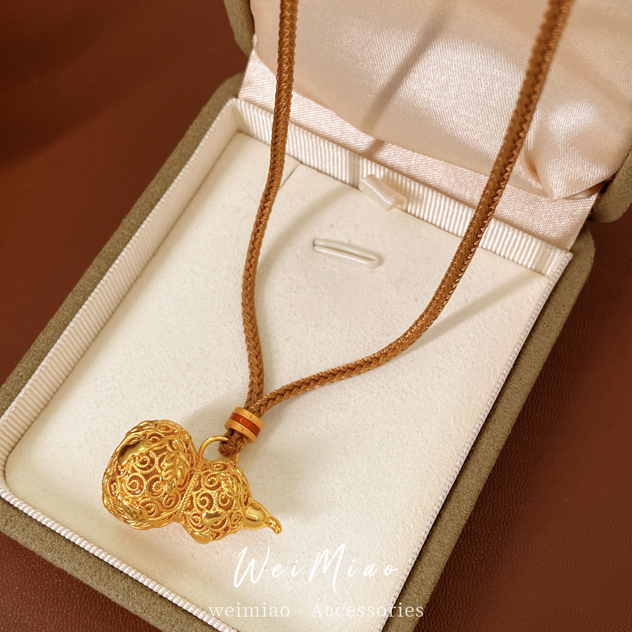 24k gold plated gourd-shaped openwork necklace Chinese style retro temperament sweater chain light luxury high-end necklace for women
