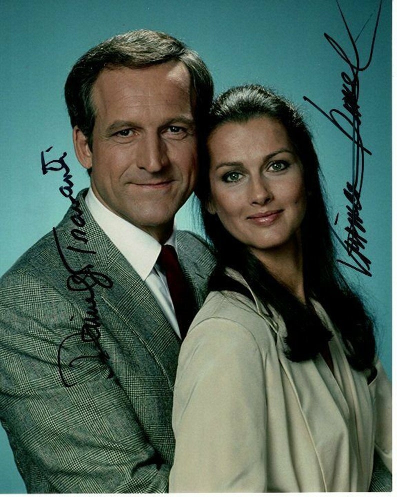 Daniel j. travanti & veronica hamel signed autographed hill street blues Photo Poster painting