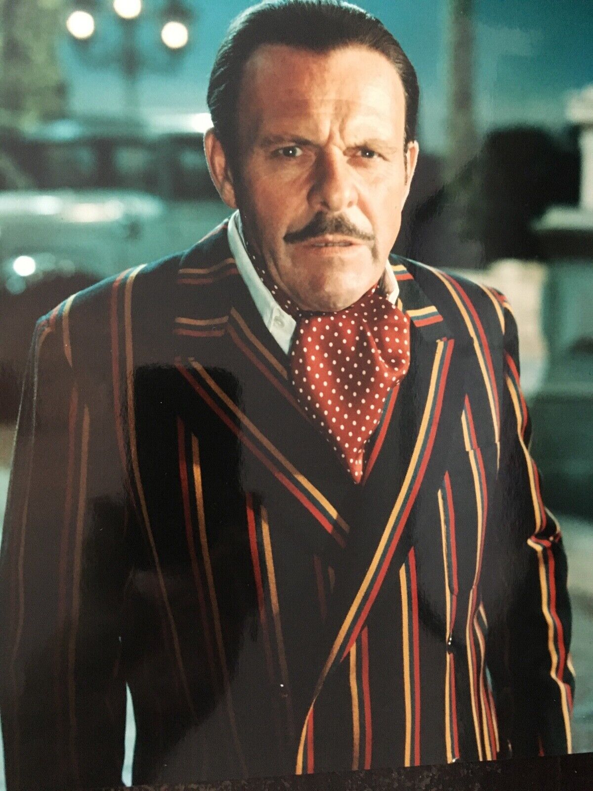 TERRY THOMAS - LEGENDARY COMEDY ACTOR - SUPERB UNSIGNED Photo Poster paintingGRAPH