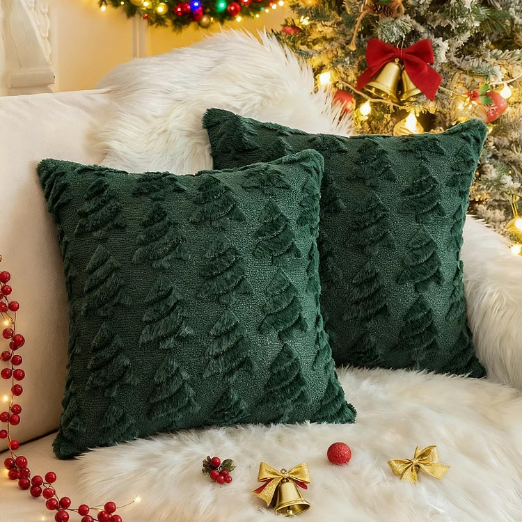 Sanmadrola Christmas Decorative Throw Pillow Covers Set of 2, 18"x18" Soft Fluffy Pillowcases for Home D&eacute;cor, Boho Pillow Covers Winter Holiday Cushion Cases for Sofa Couch Bedroom Living Room