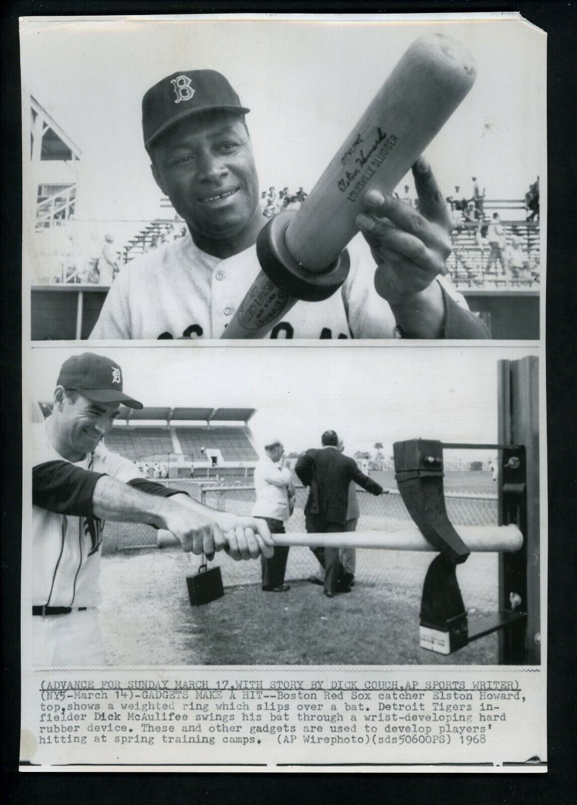 Elston Howard & Dick McAuliffe hitting gadgets 1968 Press Photo Poster painting Red Sox Tigers