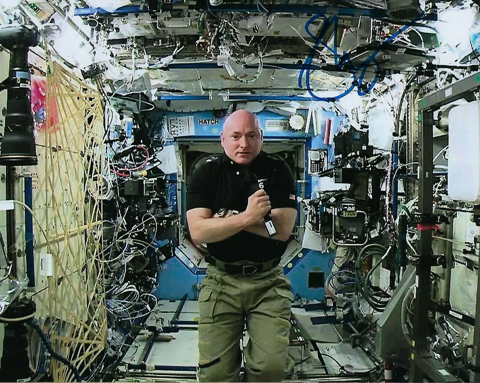 GFA Astronaut NASA Navy Captain * SCOTT KELLY * Signed 8x10 Photo Poster painting S2 COA