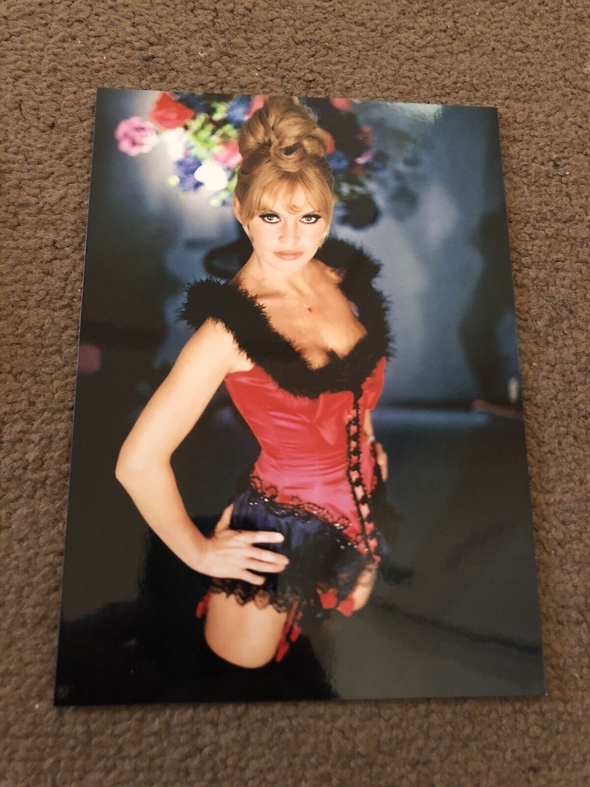 BRIGITTE BARDOT (FRENCH ACTRESS) UNSIGNED Photo Poster painting- 7x5”