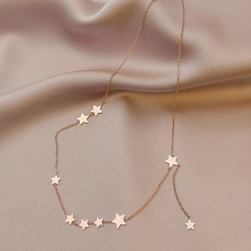 Sweet Minimalist Round Chinese Character Flower Titanium Steel Inlay Rhinestones Shell Pendant Necklace