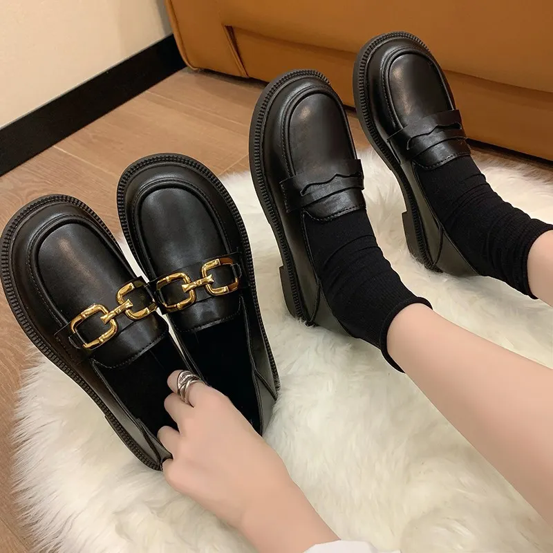 Breakj Breakj Women 2025 Autumn And Winter New Chain Middle School Mother Flat Slacker Pedal Pedalle Lep Shoes