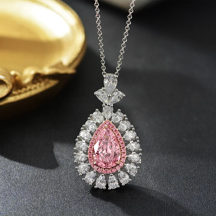 7 carat center stone pear shaped ice flower cut diamond necklace