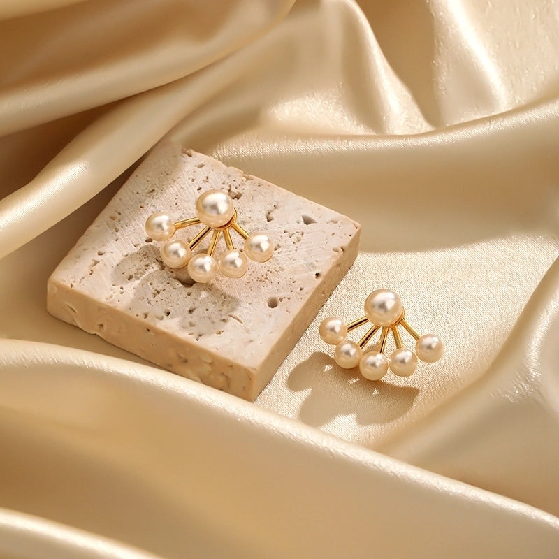 1 Pair Elegant Luxurious Minimalist Sector Inlay Freshwater Pearl Copper Freshwater Pearl 18k Gold Plated Ear Studs3