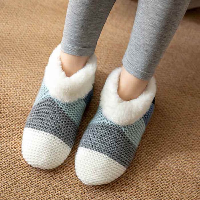 Women Knitted Pull On Slipper Socks