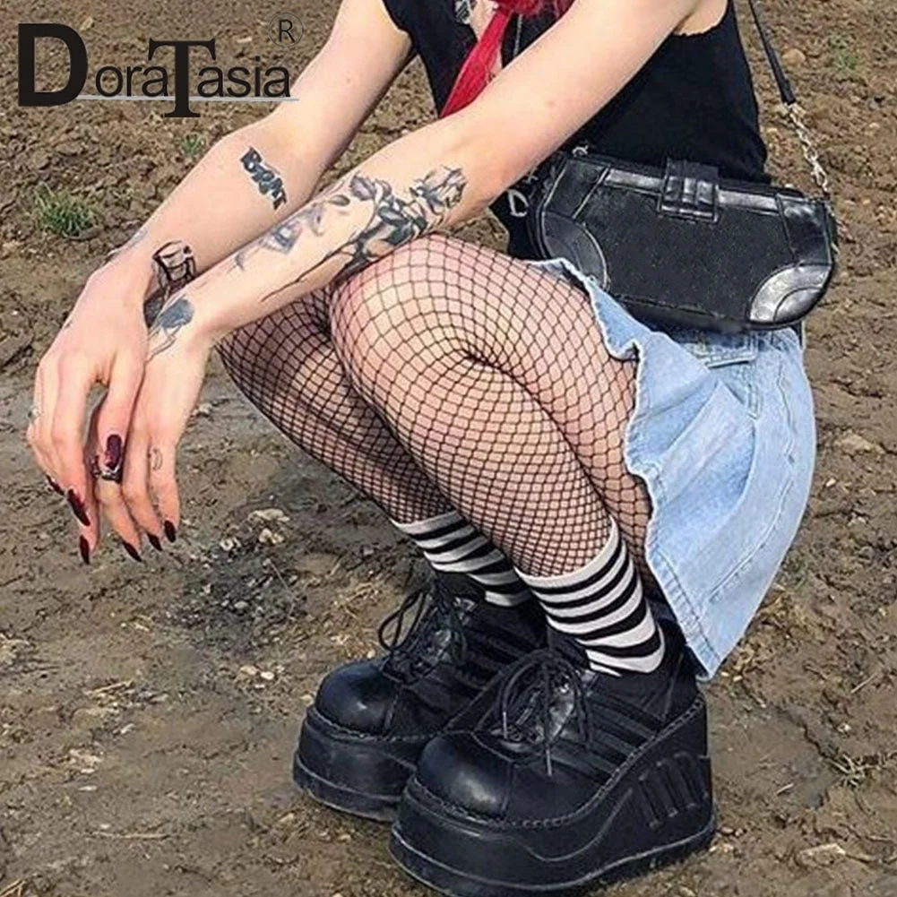 Vstacam Graduation Gift Big Size 35-43 Brand Design Female High Heels Goth Flats Cosplay Platform Women's sneakers 2022 Street Punk Wedge Shoes