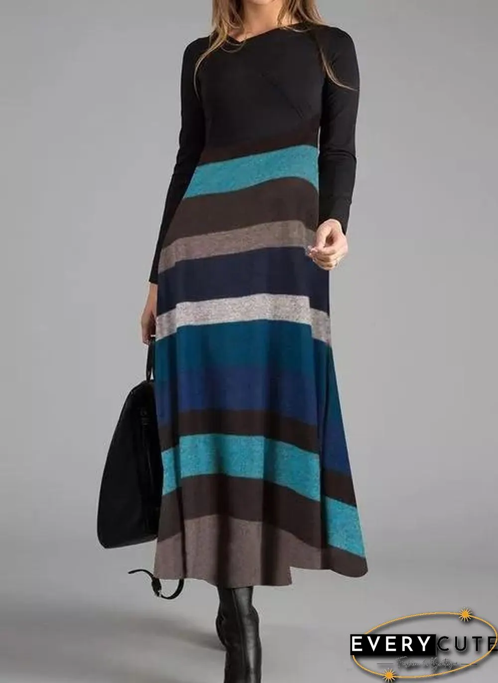 Round Neck Printed Pleated Maxi Dress