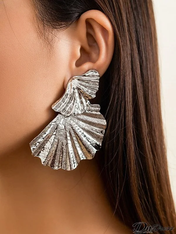 Geometric Leaves Shape Solid Color Drop Earrings