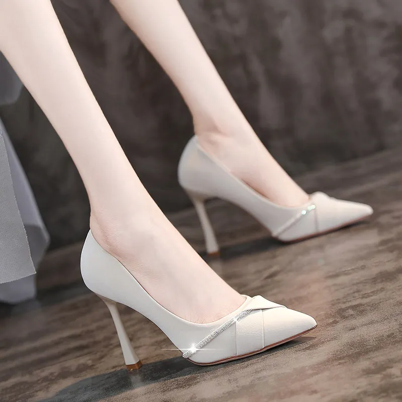 Breakj Breakj Women's Fine Heel 2025 New Spring Pointed Shallow Water Drill Professional Temperament Fairy Style Etiquette Single Shoe