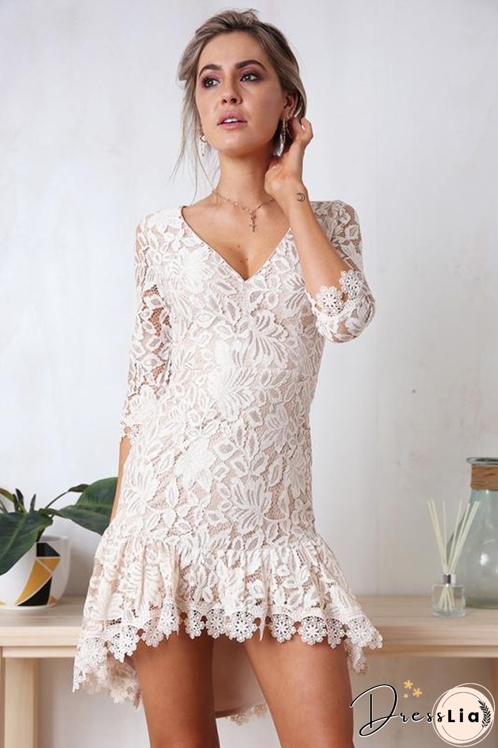 Women'S Lace V-Neck Mini Dress