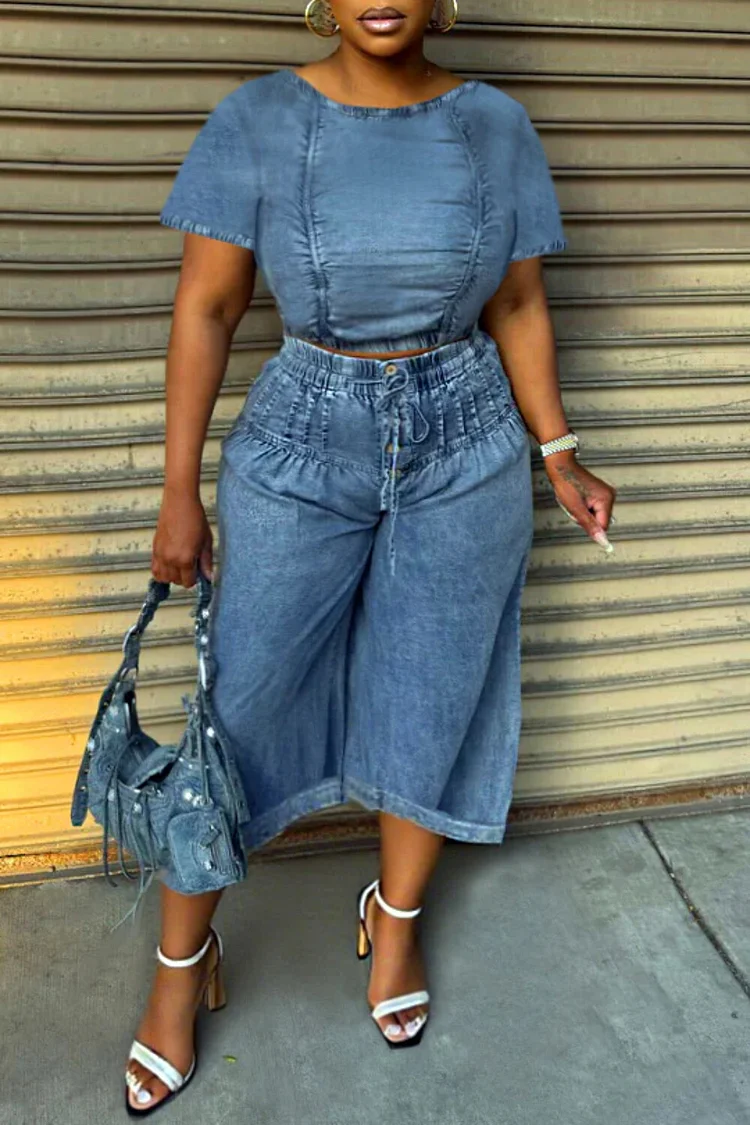 Plus Size Daily Blue Round Neck Short Sleeve Pocket Pull-On Waist Denim Two Piece Short Sets [Pre-Order]