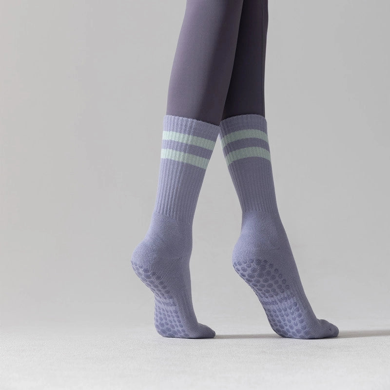 Autumn And Winter New Yoga Socks Solid Color Ladies Sports Socks Silicone Non-slip Terry Bottom Cotton Tube Socks Women