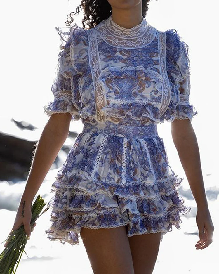 Mid-sleeve color mini dress