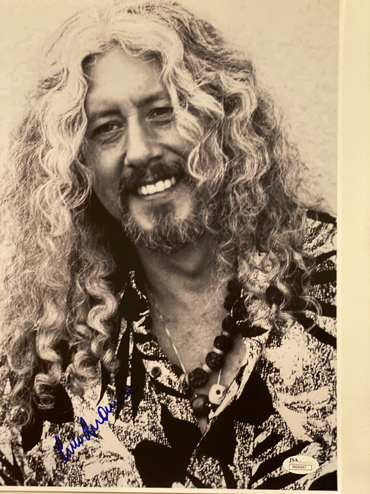 Singer Arlo Guthrie Signed 11X14 B/W Photo Poster painting JSA CERT COA Alice's Restaurant