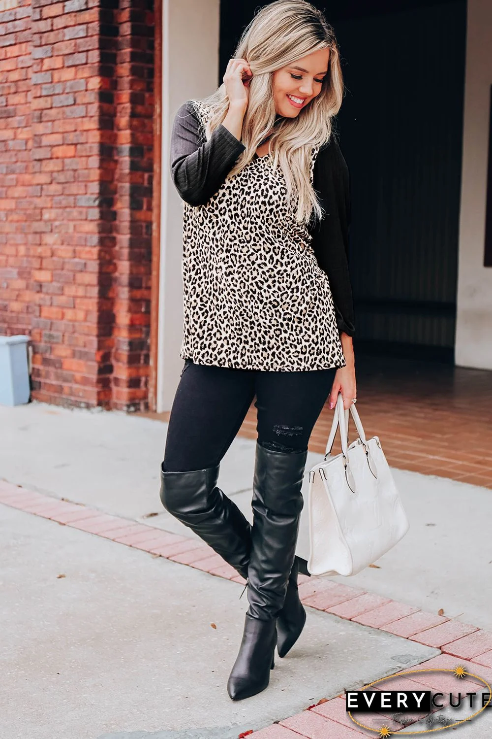 Leopard Choker Crisscross Contrast 3/4 Sleeve Leopard Print Top