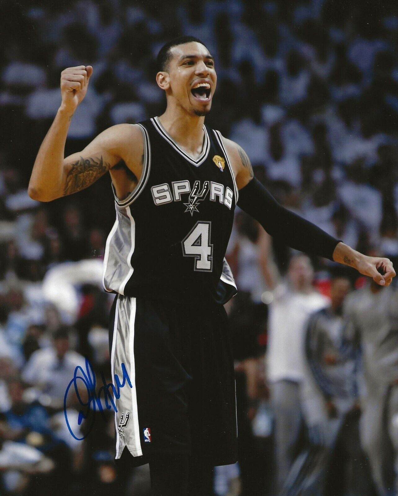 Danny Green signed San Antonio Spurs 8x10 Photo Poster painting autographed