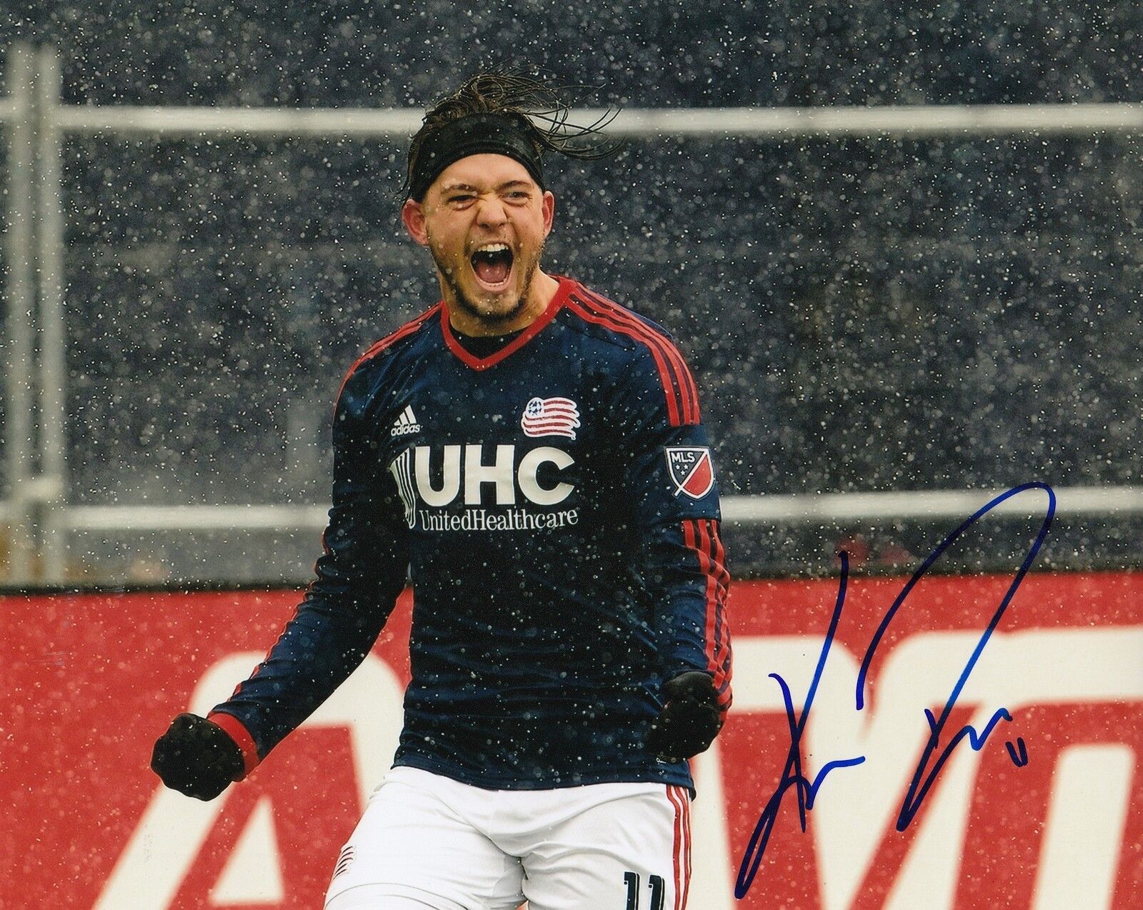 KELYN ROWE signed (NEW ENGLAND REVOULTION) MLS SOCCER 8X10 Photo Poster painting W/COA #2