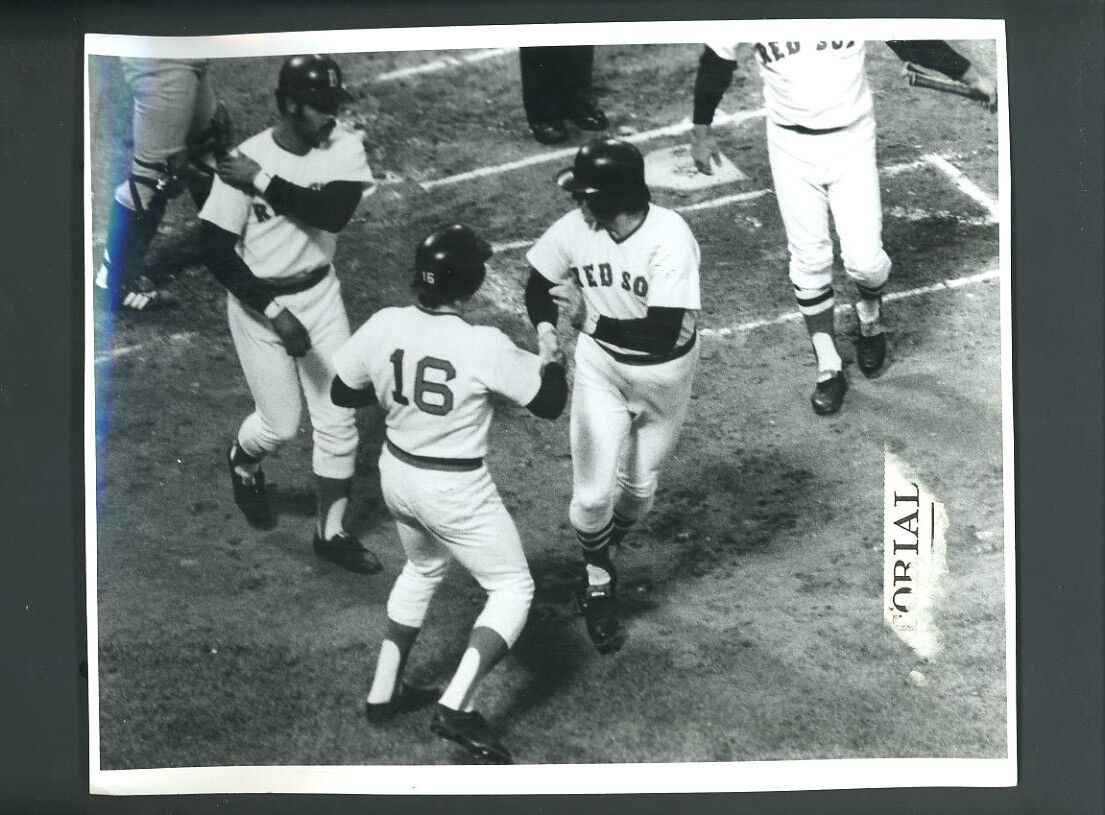 Carlton Fisk Home Run 1973 Wire Photo Poster painting Boston Red Sox