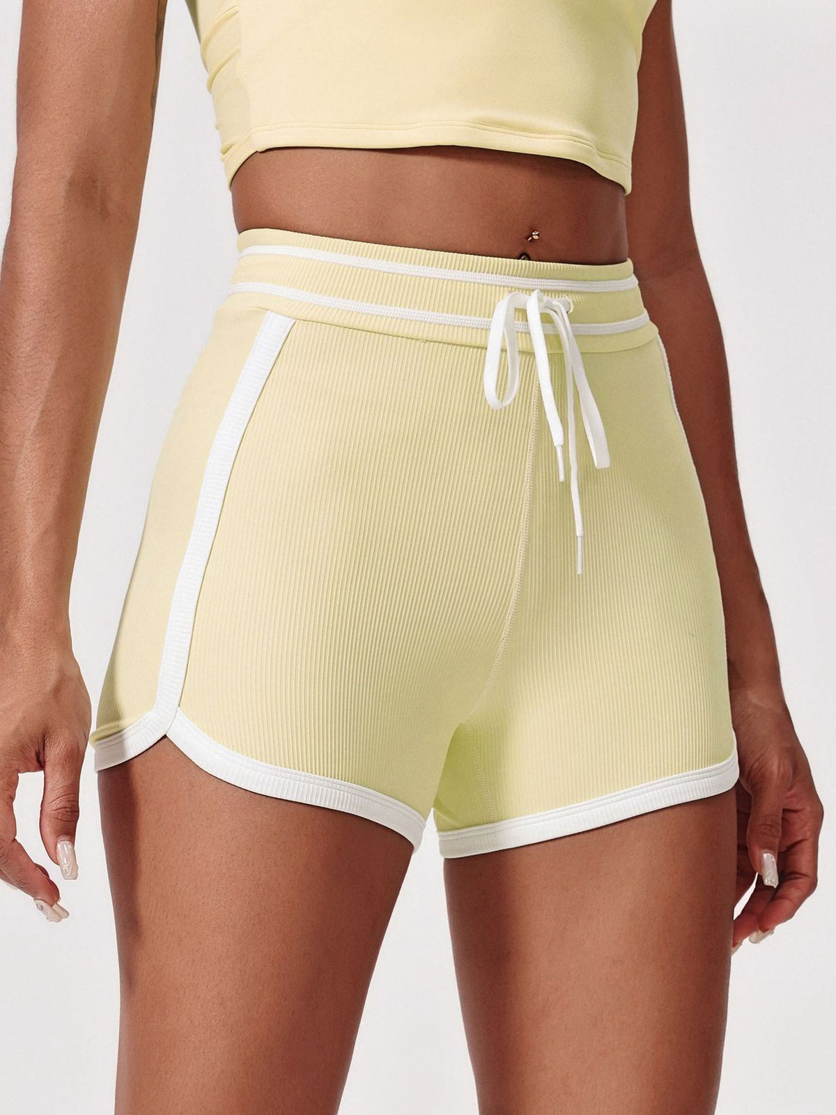 Contrast Trim Drawstring Waist Shorts