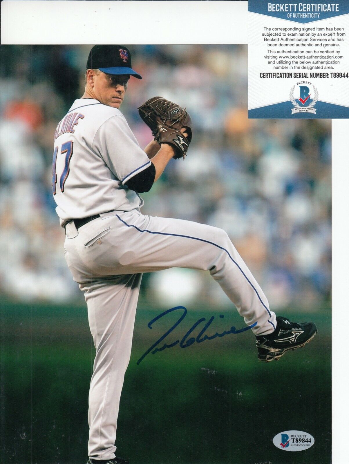 TOM GLAVINE signed (NEW YORK METS) HOF Baseball 8X10 Photo Poster painting BECKETT BAS T89844