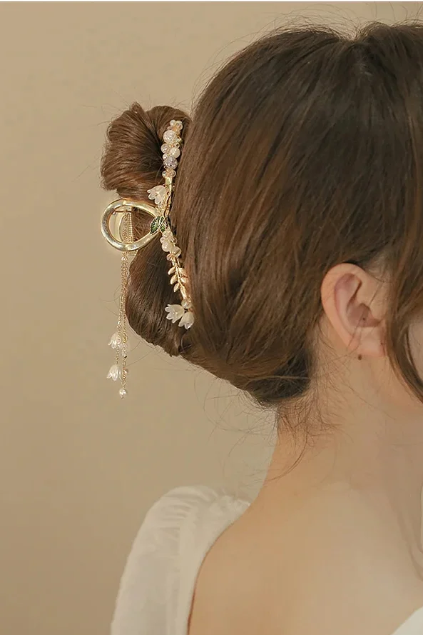 Pearl Tassel Flower Hair Clip KERENTILA