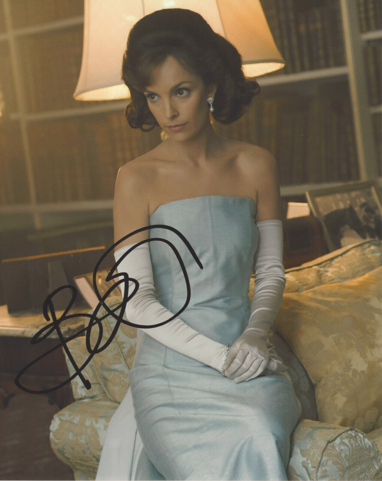 JODI BALFOUR SIGNED AUTHENTIC 'THE CROWN' 8x10 Photo Poster painting w/COA ACTRESS RELLIK