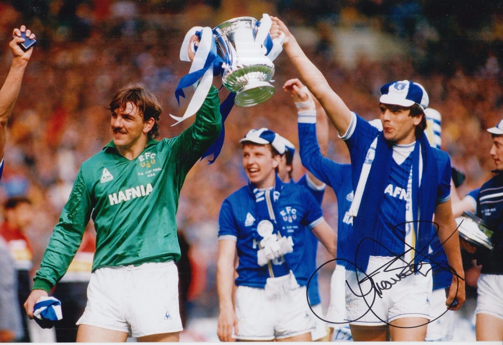 Graeme Sharp Hand Signed Everton 12x8 Photo Poster painting 1.