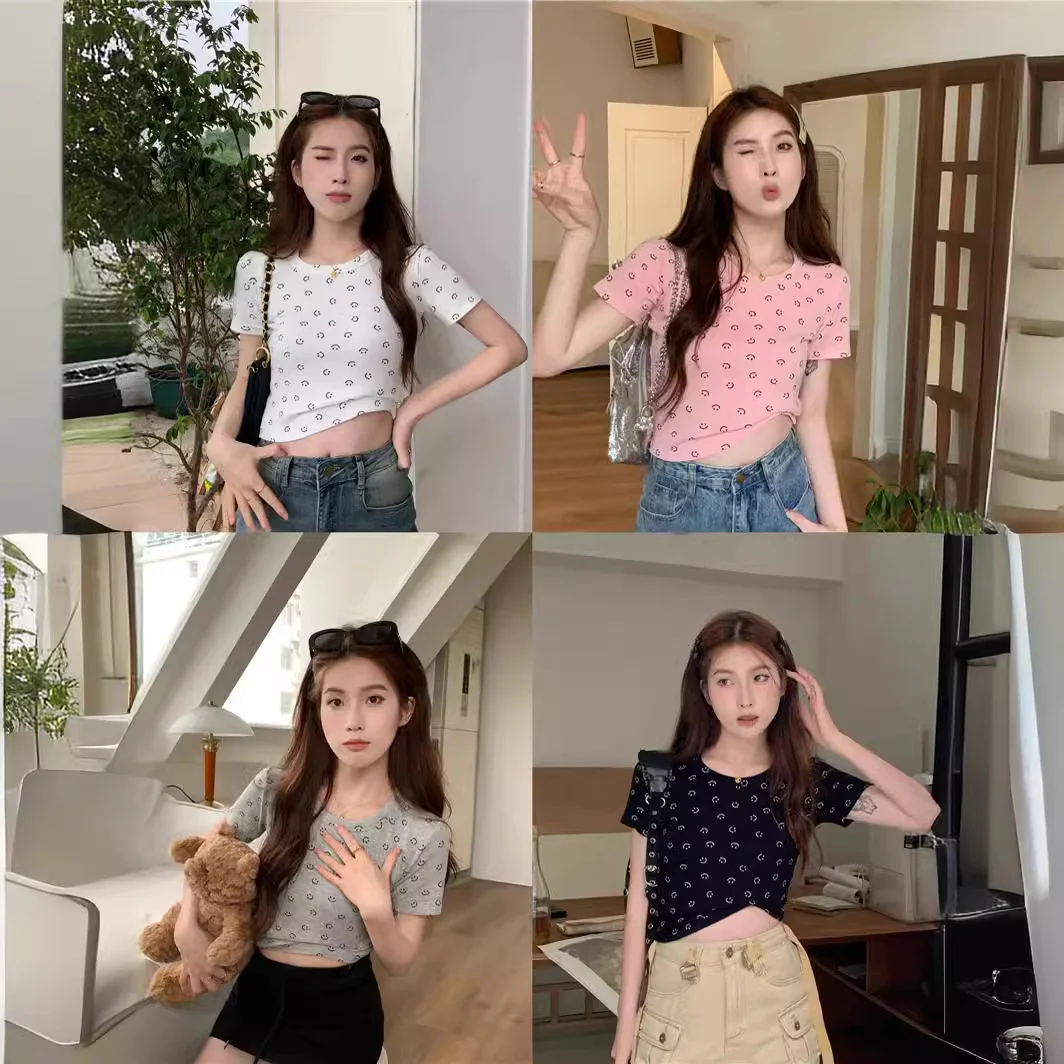 Uveng Uveng Smiley Face Print Short-Sleeved T-Shirt Women's Summer 2024 New Design Sense Slim Short Students On Clothes
