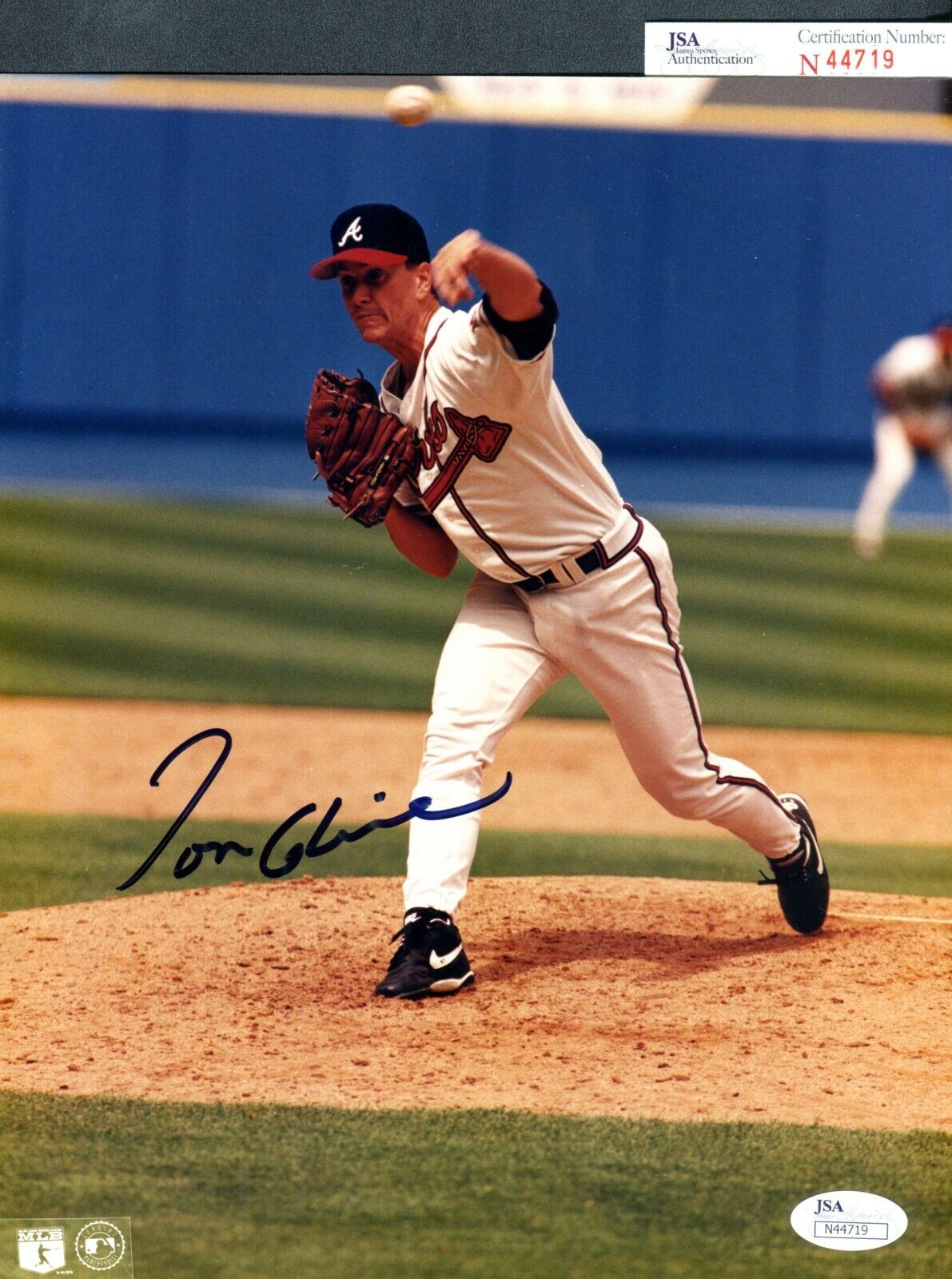 JSA Tom Glavine Autographed Signed AUTO 8x10 Photo Poster painting Atlanta Braves TRB 906