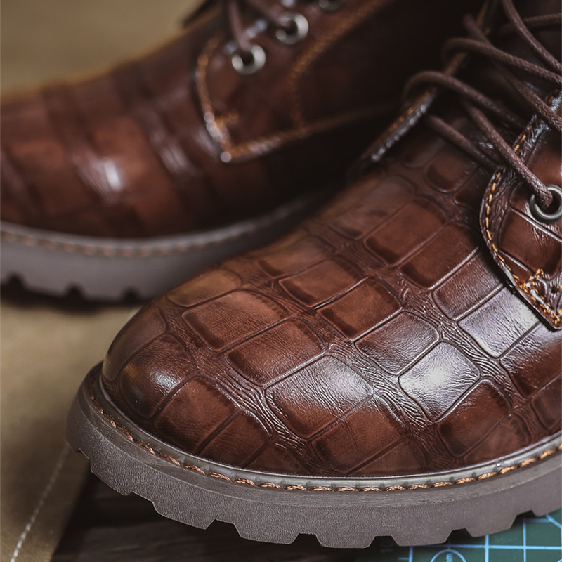 Men's Waterproof Wear-resistant Stitching Lace-up Crocodile Pattern Upper Low-cut Work Boots