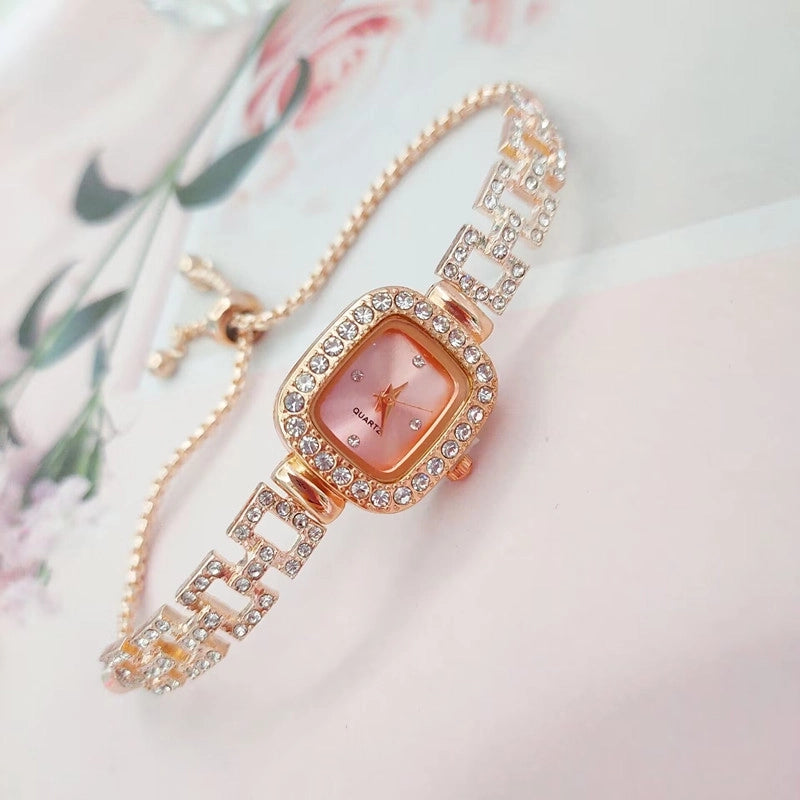 Elegant Luxurious Solid Color Telescopic Rope Quartz Watch Women’s Watches