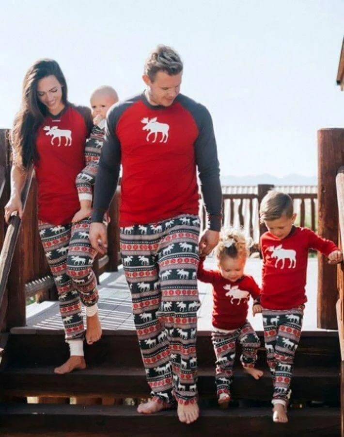 Family Matching Deer Print Christmas Pajamas Set