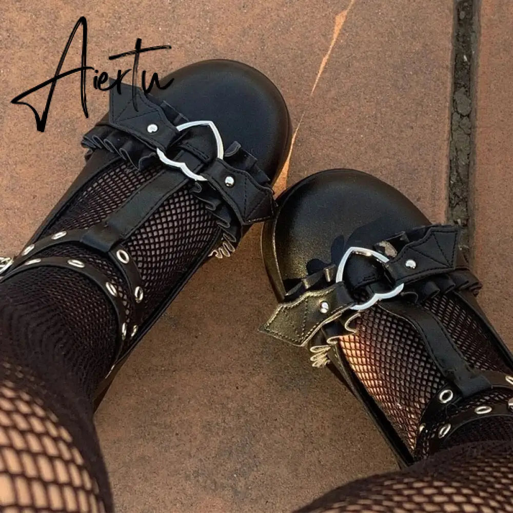 Aiertu New Chunky Platform Lolita Shoes Woman Flats Sweet Heart Buckle Mary Janes Shoes Pink T-Strap Punk Gothic Cosplay Shoes 35-43 Aiertu