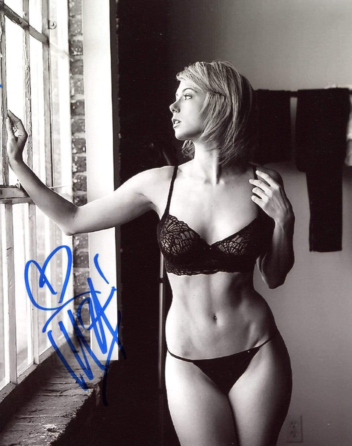 Iliza Shlesinger COMEDIAN autograph, signed Photo Poster painting