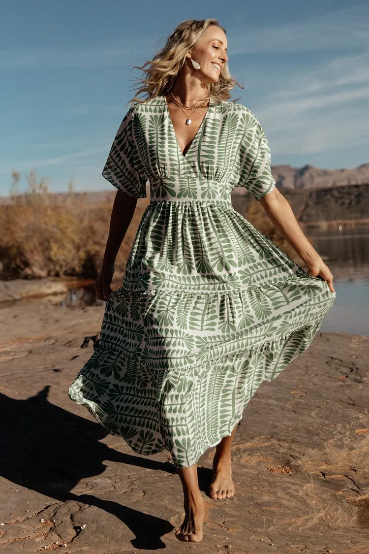 Elegant Kimono Style Dress - Green Print