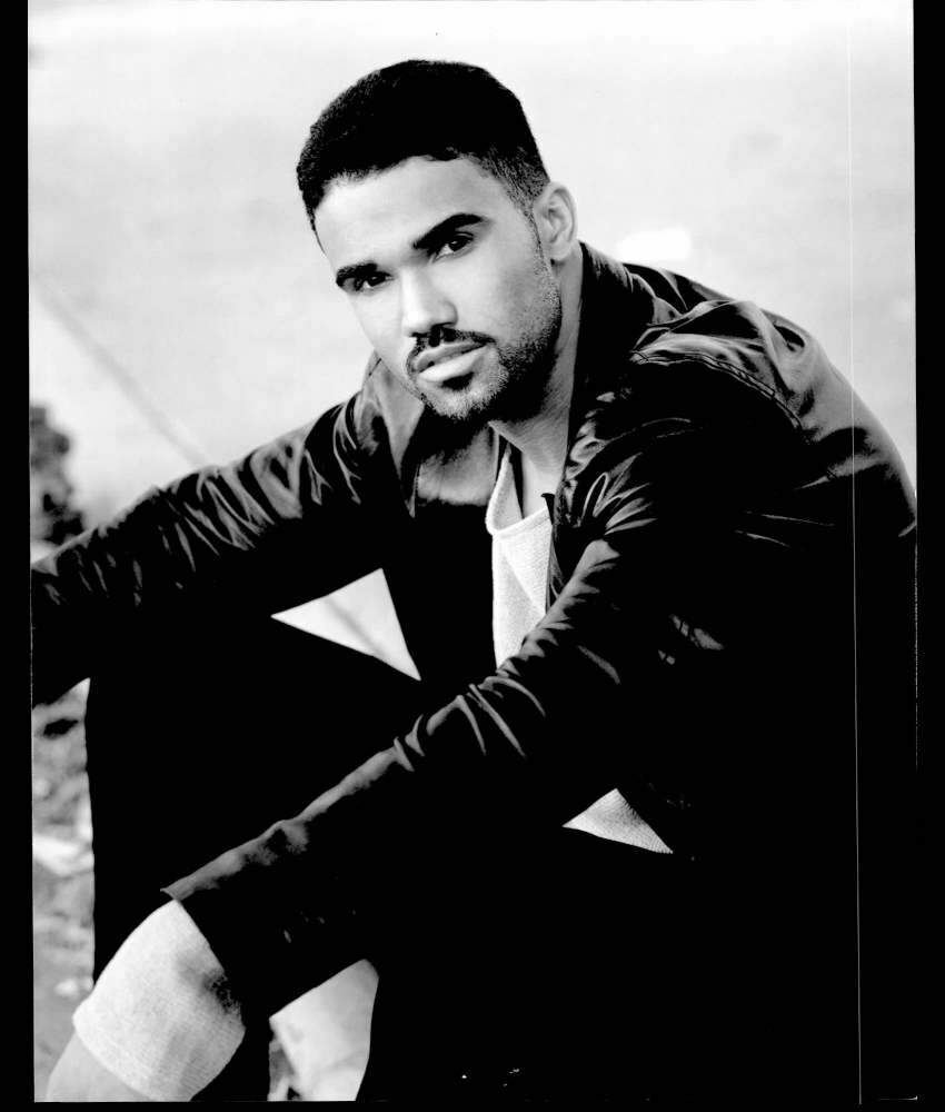 Shemar Moore - 8x10 Headshot Photo Poster painting - Young & Restless