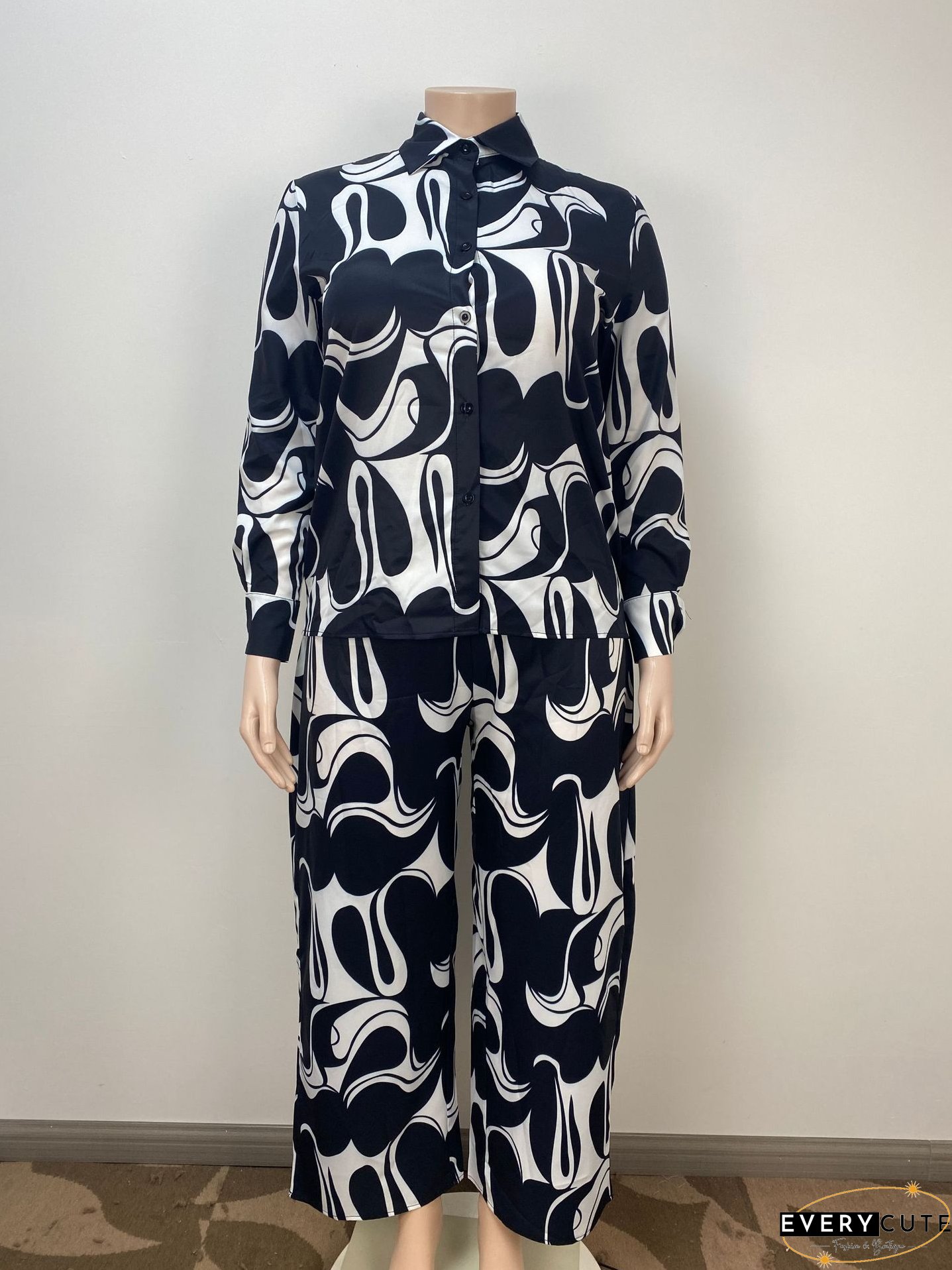 Fashion Casual Comfortable Loose Printed Plus Size Two-Piece Pants Set