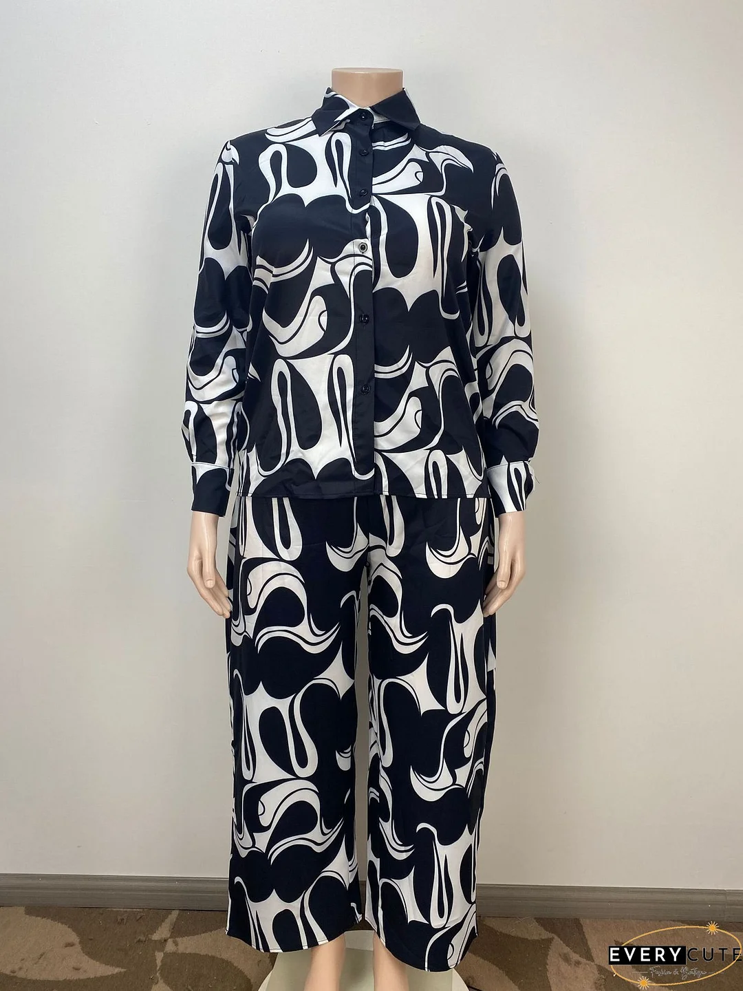 Fashion Casual Comfortable Loose Printed Plus Size Two-Piece Pants Set