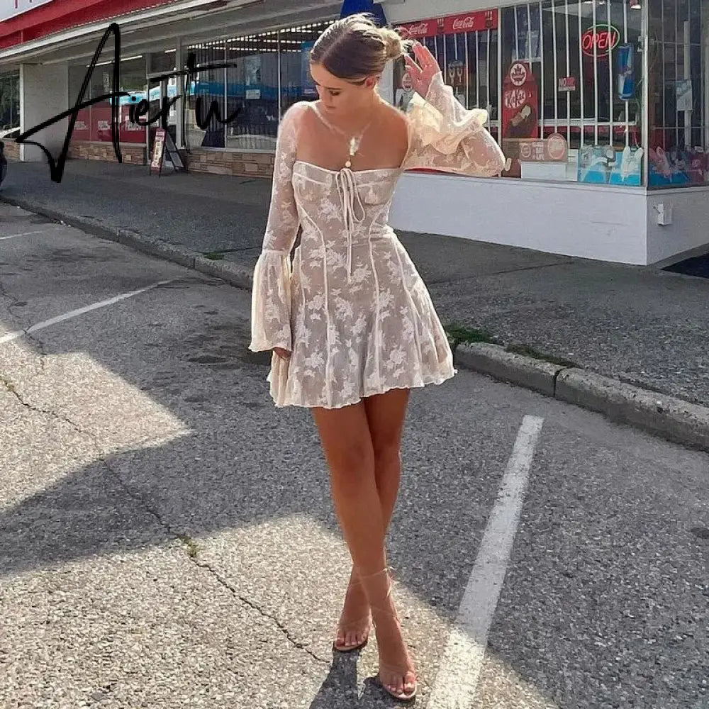 Vintage White Lace Mini Dress For Women Flared Long Sleeve Party Evening Dress A-Line Short Prom Dress Elegant Gown Aiertu