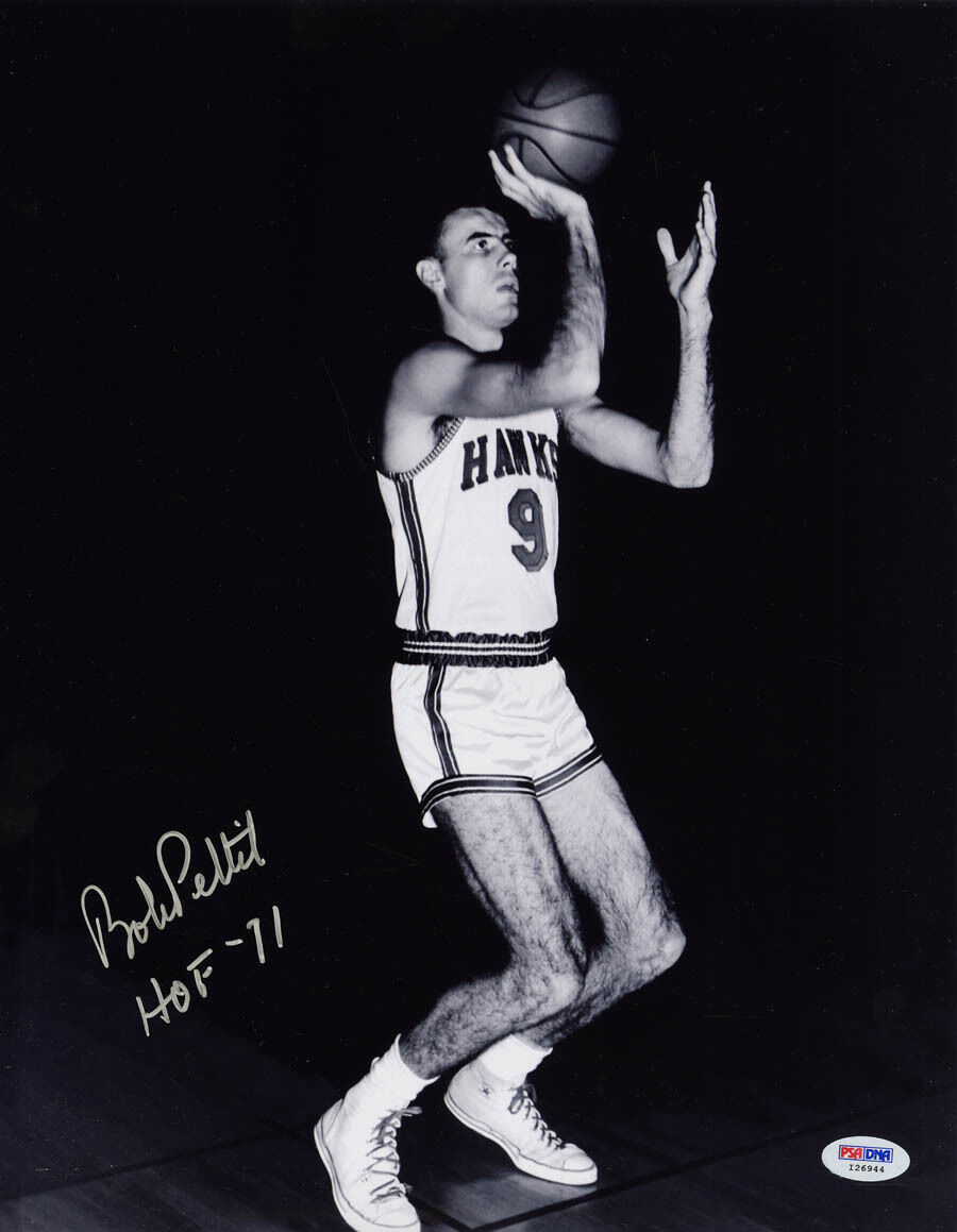 Bob Pettit SIGNED 11x14 Photo Poster painting + HOF 71 St. Louis Hawks PSA/DNA AUTOGRAPHED